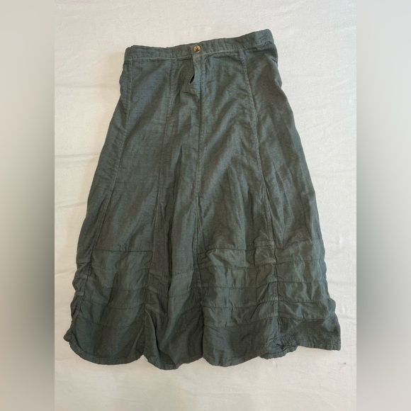 Kai Moon Green Skirt - Picture 1 of 2